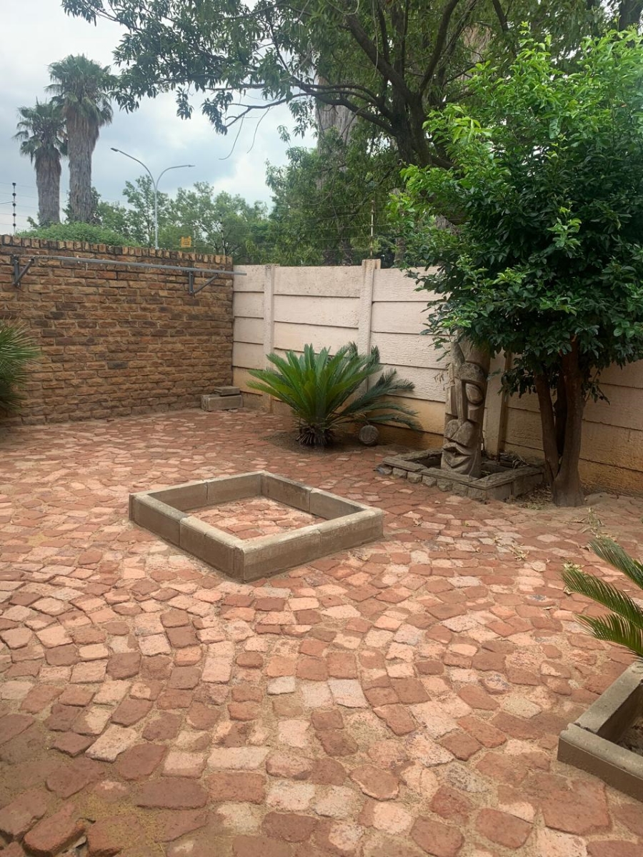 To Let 3 Bedroom Property for Rent in Vanderbijlpark CE 1 Gauteng