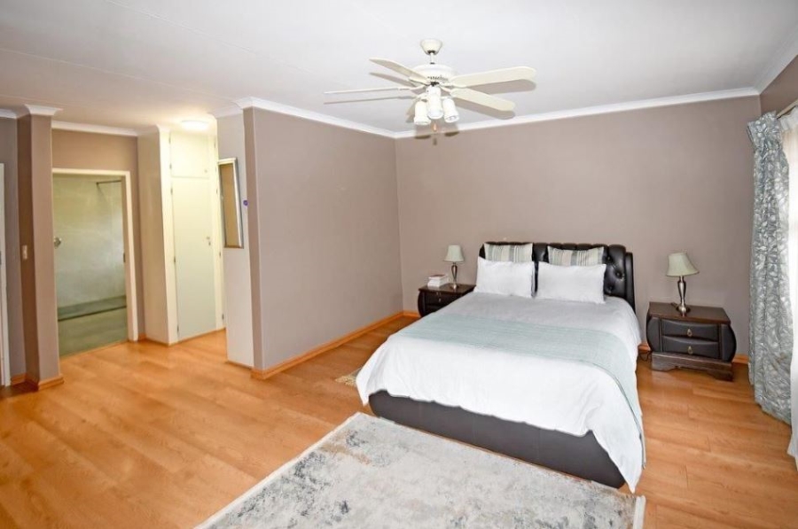 3 Bedroom Property for Sale in Marais Steyn Park Gauteng