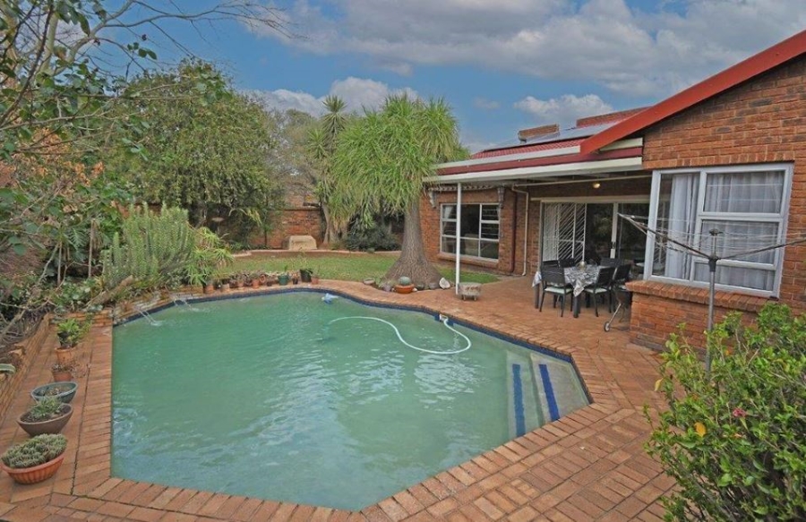 3 Bedroom Property for Sale in Marais Steyn Park Gauteng