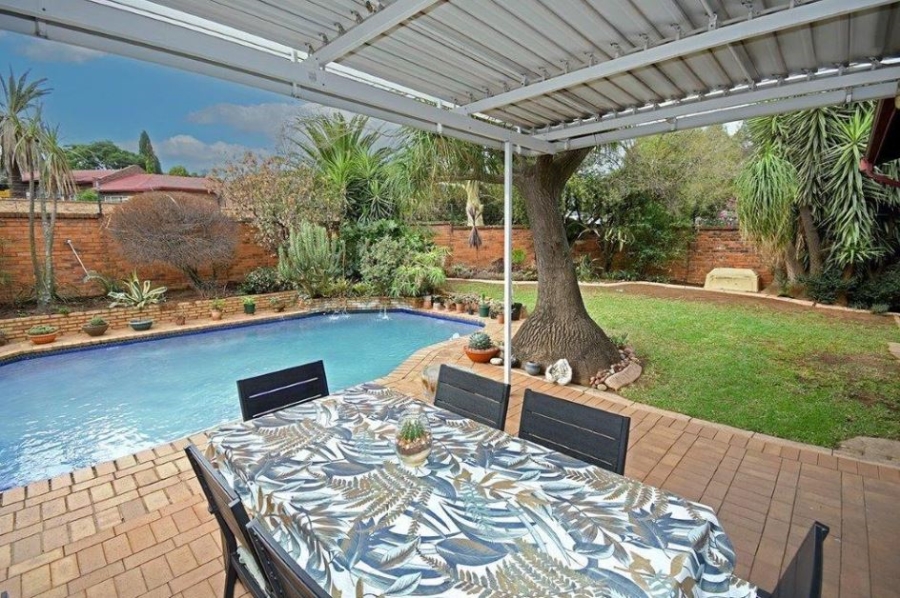 3 Bedroom Property for Sale in Marais Steyn Park Gauteng