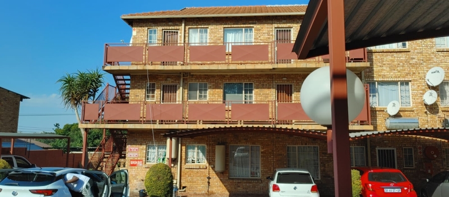 2 Bedroom Property for Sale in Mountain View Gauteng