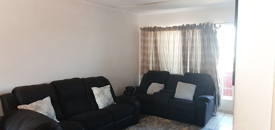 2 Bedroom Property for Sale in Mountain View Gauteng