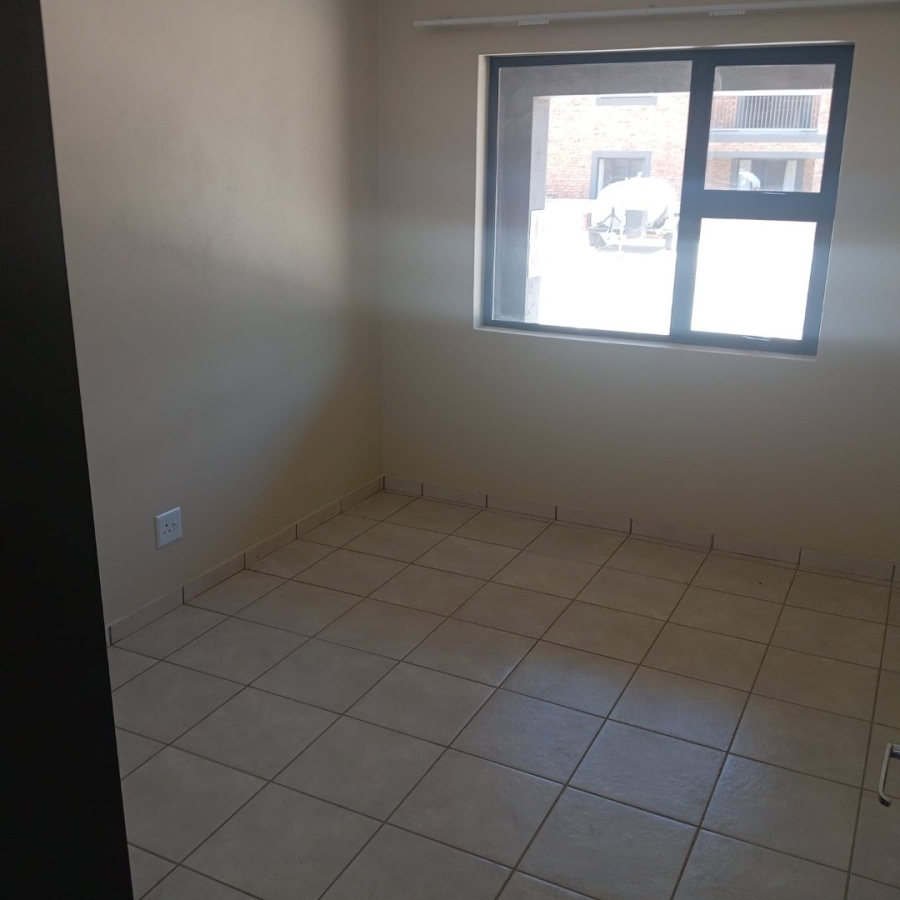 To Let 2 Bedroom Property for Rent in Cloverdene Gauteng