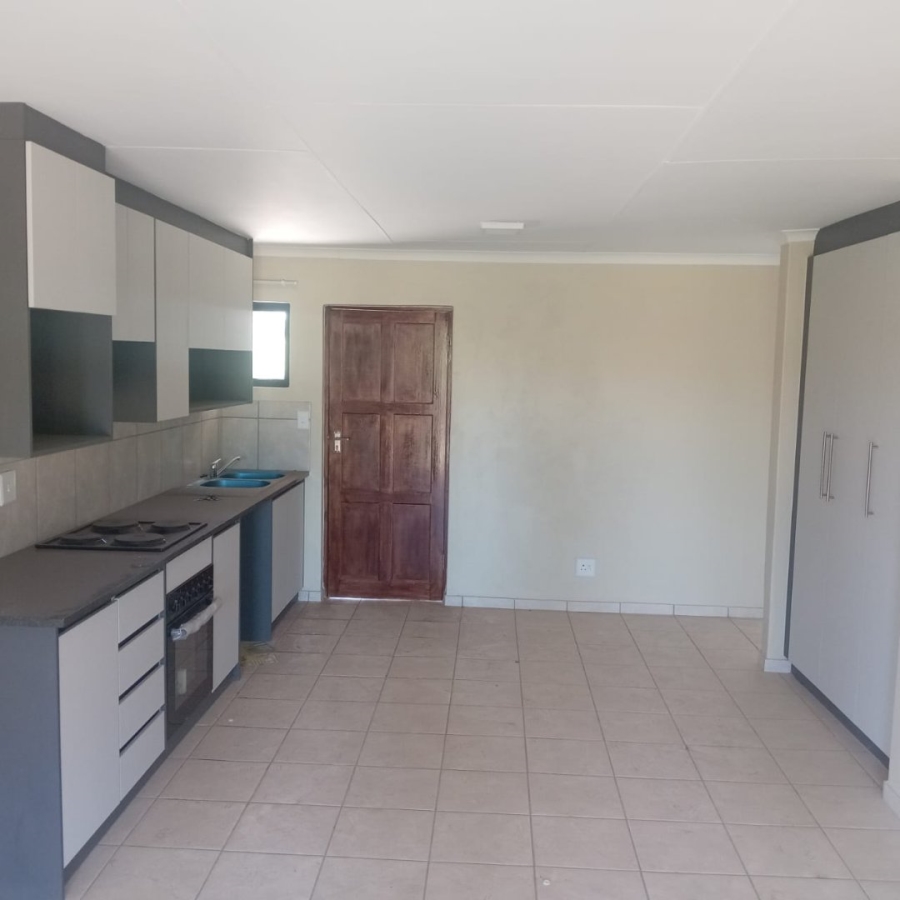 To Let 3 Bedroom Property for Rent in Cloverdene Gauteng