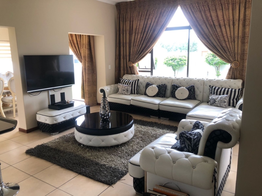 3 Bedroom Property for Sale in Kyalami Hills Gauteng