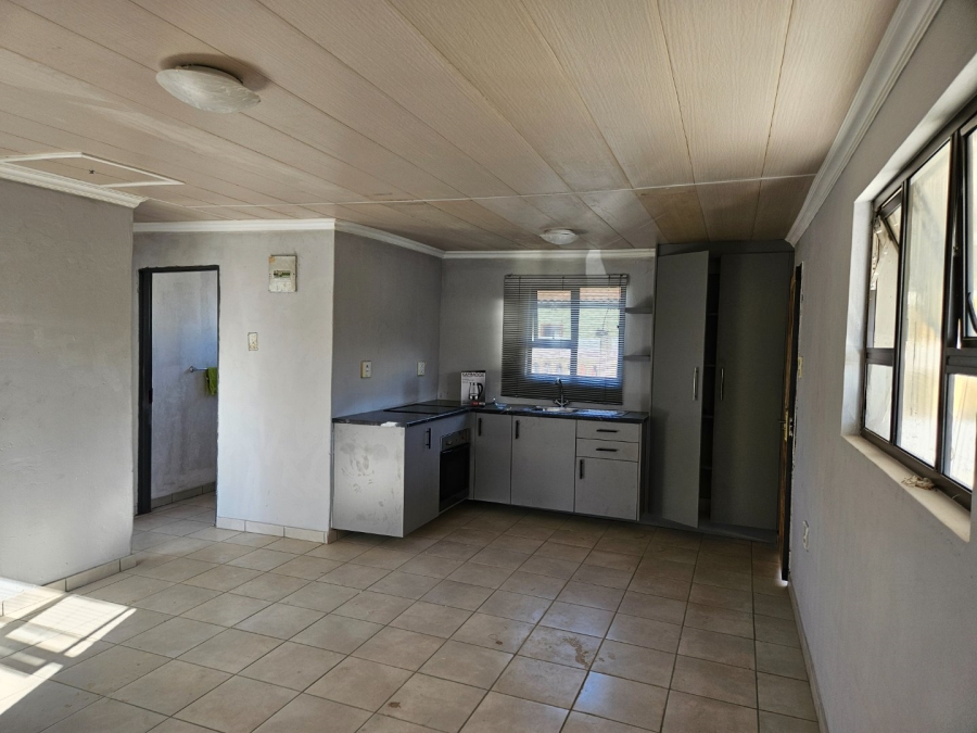 2 Bedroom Property for Sale in Daveyton Gauteng