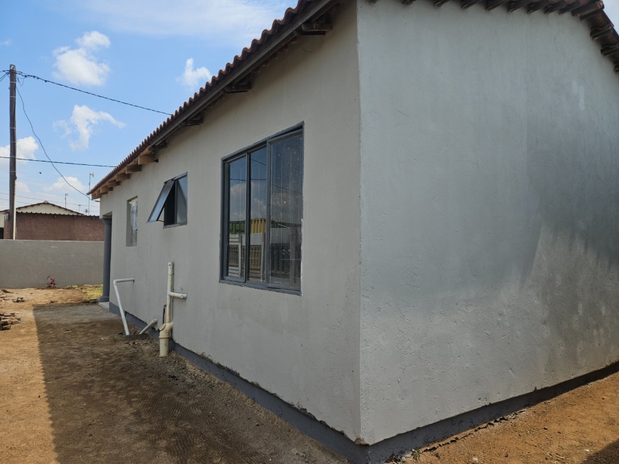 2 Bedroom Property for Sale in Daveyton Gauteng