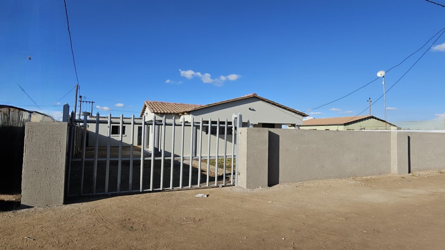 2 Bedroom Property for Sale in Daveyton Gauteng