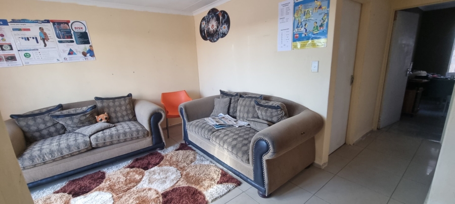 2 Bedroom Property for Sale in Fleurhof Gauteng