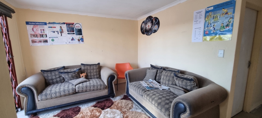 2 Bedroom Property for Sale in Fleurhof Gauteng