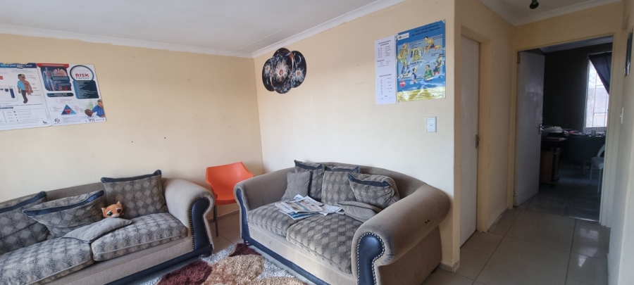 2 Bedroom Property for Sale in Fleurhof Gauteng