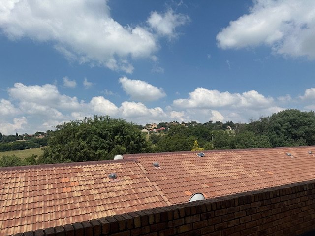 2 Bedroom Property for Sale in Noordheuwel Gauteng