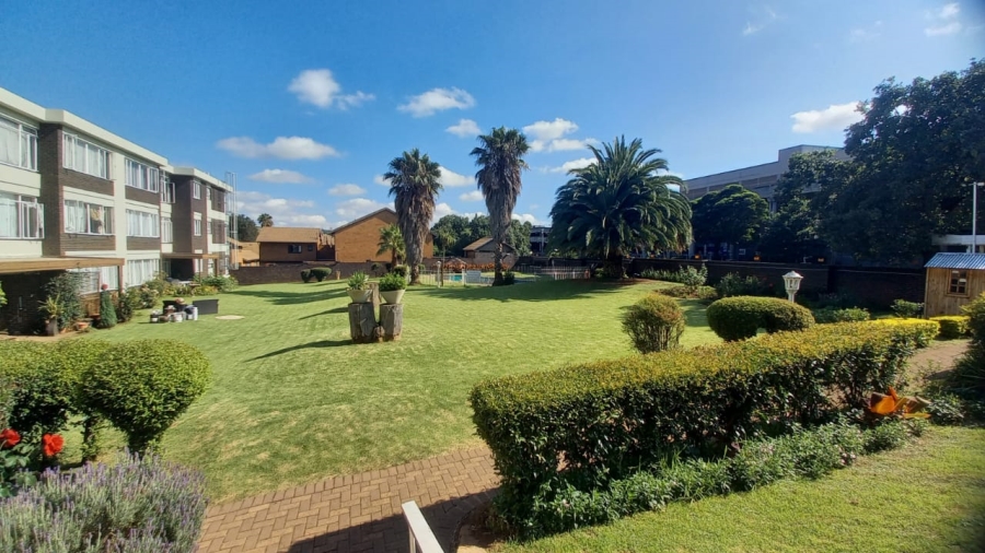 2 Bedroom Property for Sale in Bedford Gardens Gauteng