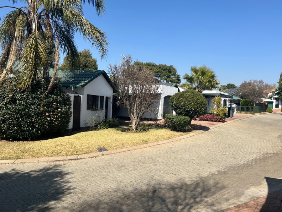  Bedroom Property for Sale in Northwold Gauteng