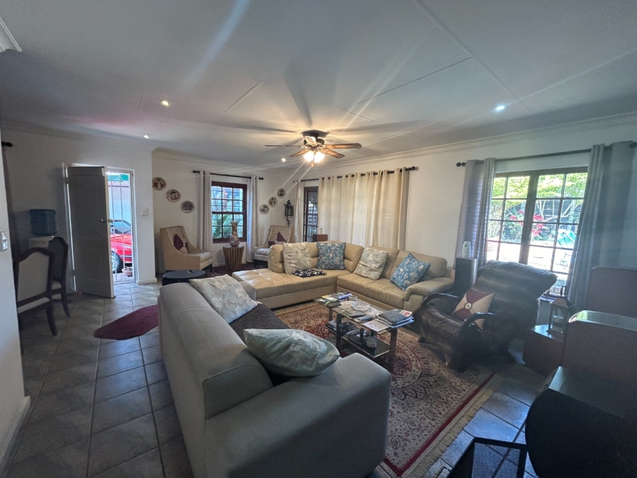  Bedroom Property for Sale in Northwold Gauteng