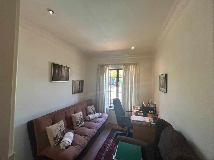  Bedroom Property for Sale in Northwold Gauteng