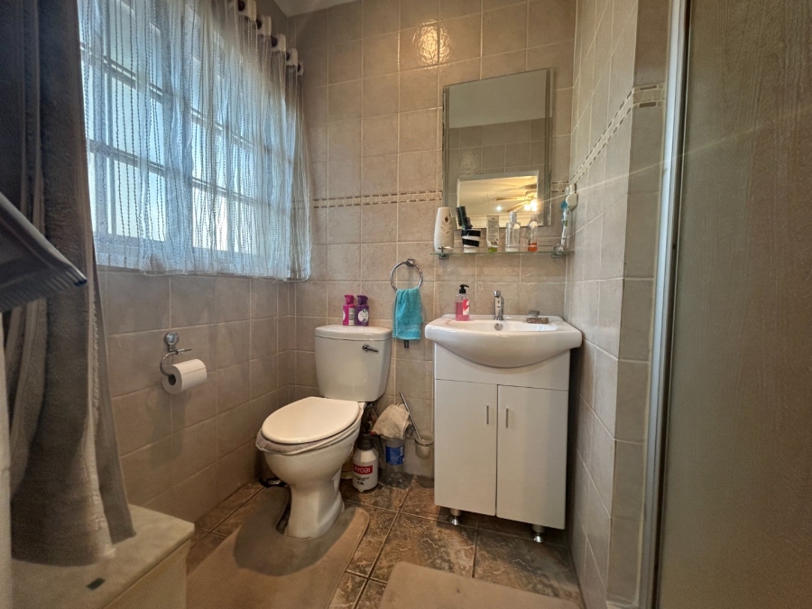  Bedroom Property for Sale in Northwold Gauteng