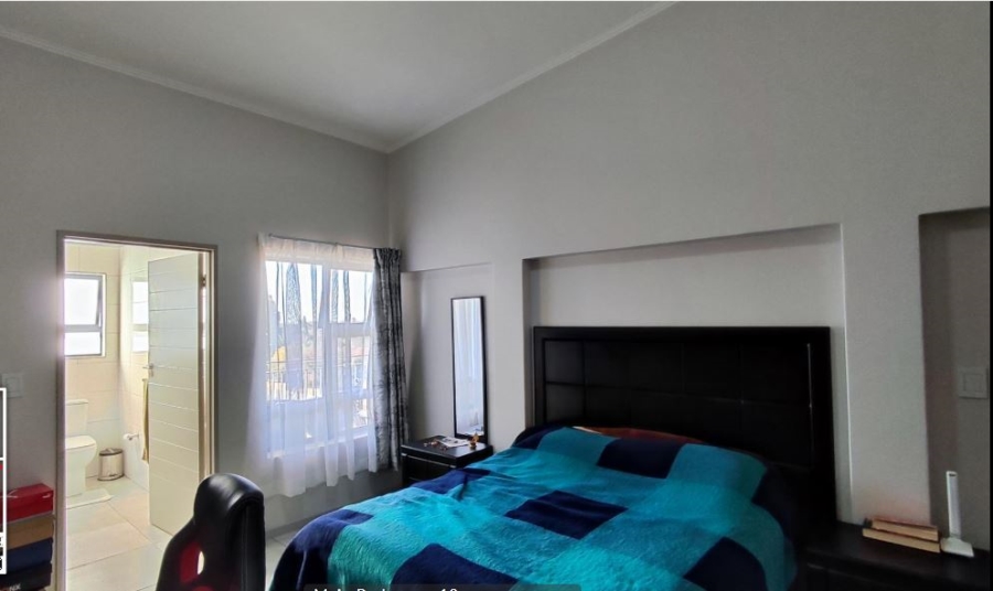 2 Bedroom Property for Sale in Glen Marais Gauteng