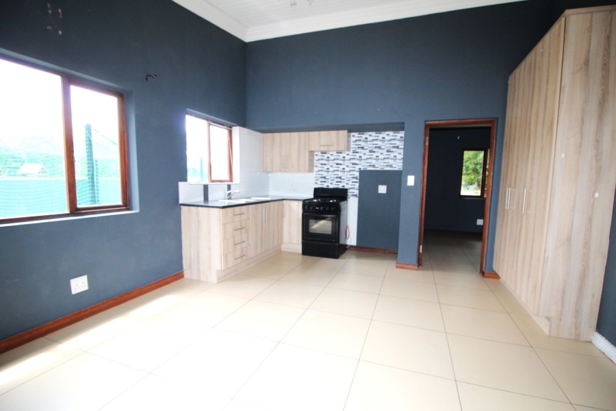 7 Bedroom Property for Sale in Raslouw Glen Gauteng