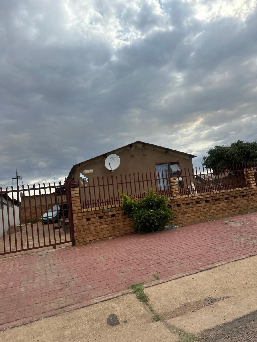 2 Bedroom Property for Sale in Mamelodi East Gauteng