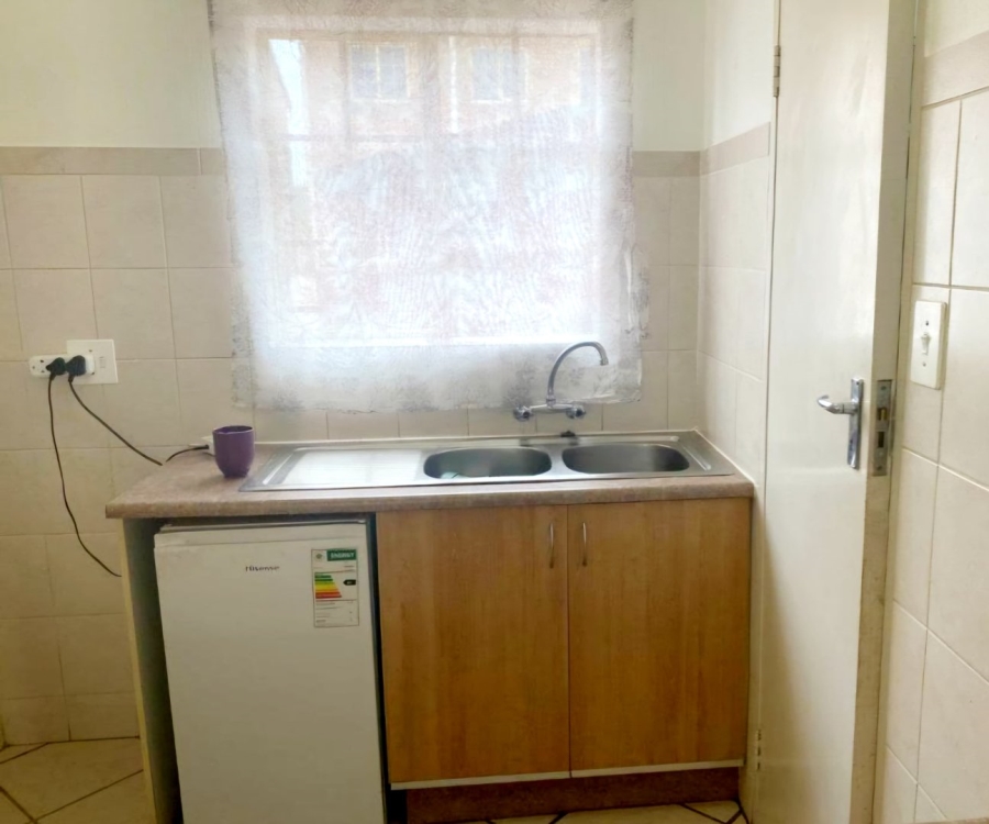 1 Bedroom Property for Sale in Annlin Gauteng