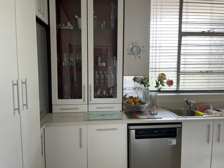 2 Bedroom Property for Sale in Sandton Central Gauteng