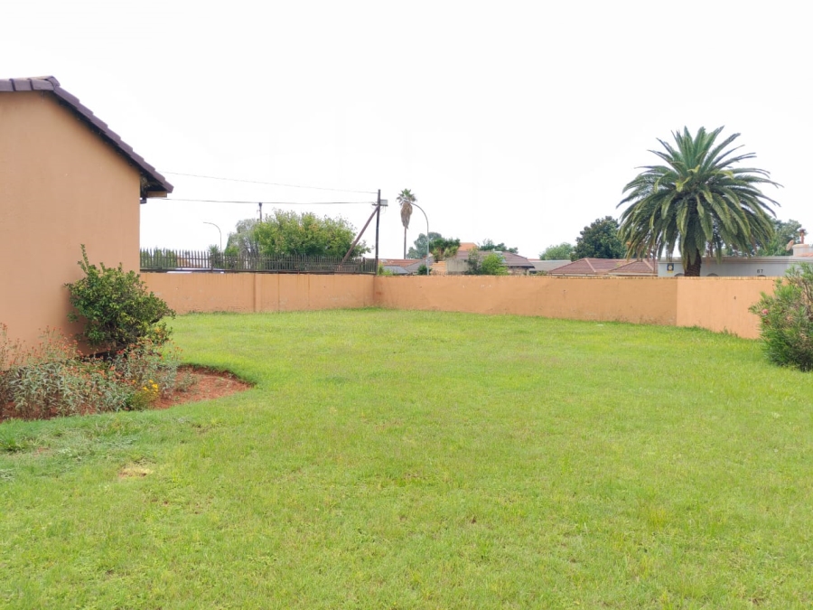 3 Bedroom Property for Sale in Lenasia Ext 10 Gauteng