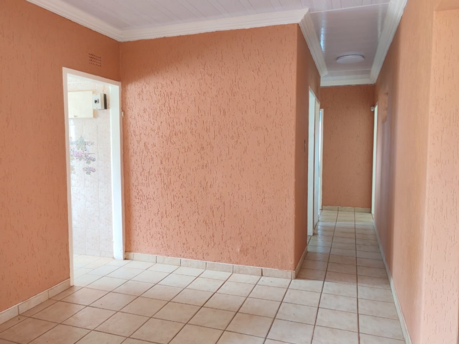 3 Bedroom Property for Sale in Lenasia Ext 10 Gauteng