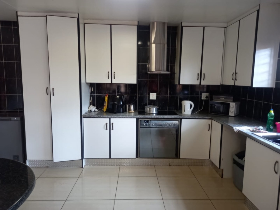 3 Bedroom Property for Sale in Lenasia Ext 2 Gauteng