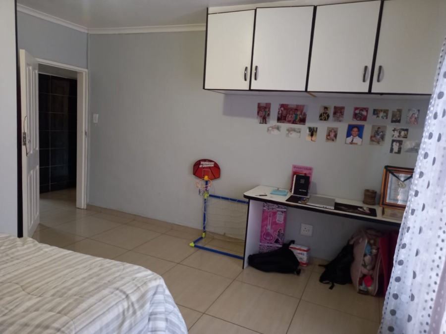 3 Bedroom Property for Sale in Lenasia Ext 2 Gauteng