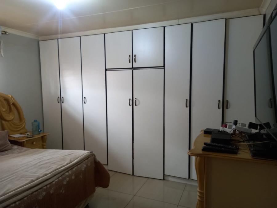 3 Bedroom Property for Sale in Lenasia Ext 2 Gauteng