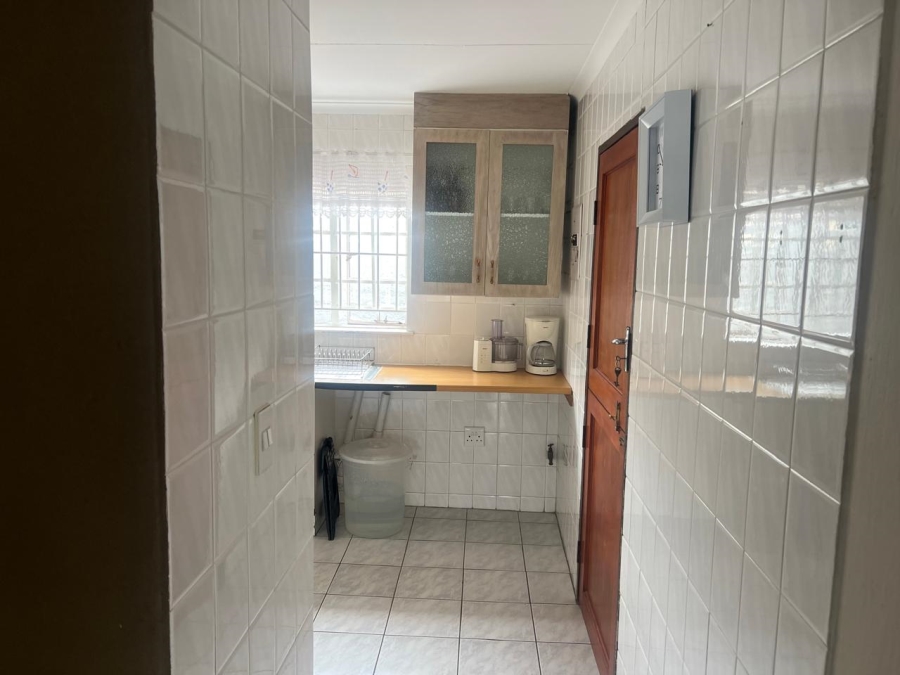 3 Bedroom Property for Sale in Glenanda Gauteng