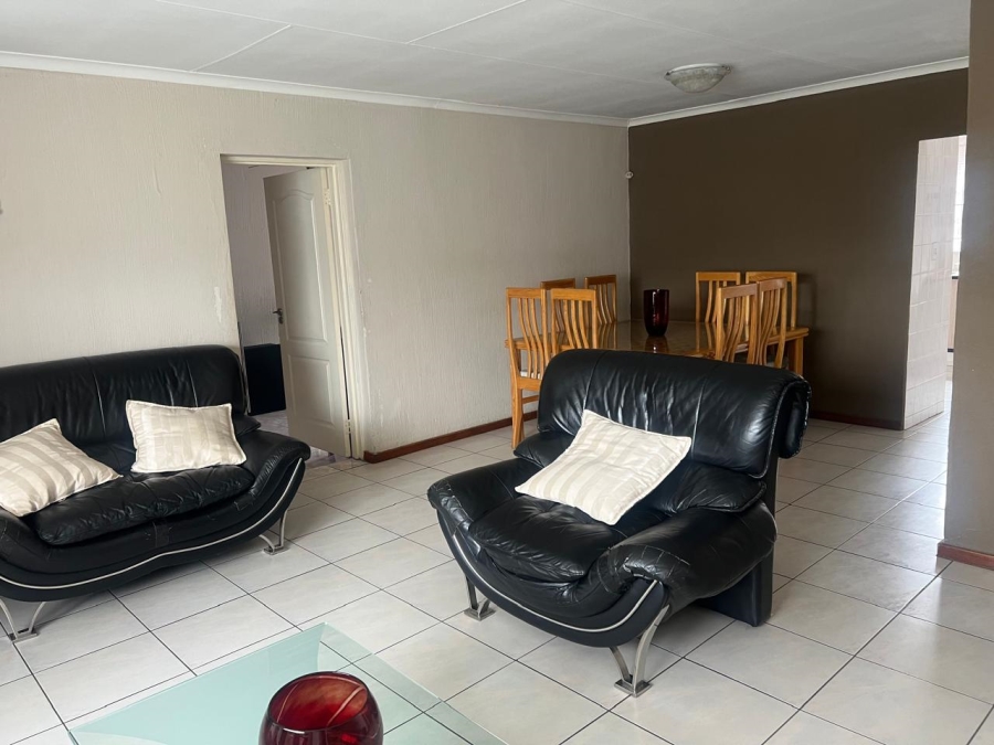 3 Bedroom Property for Sale in Glenanda Gauteng