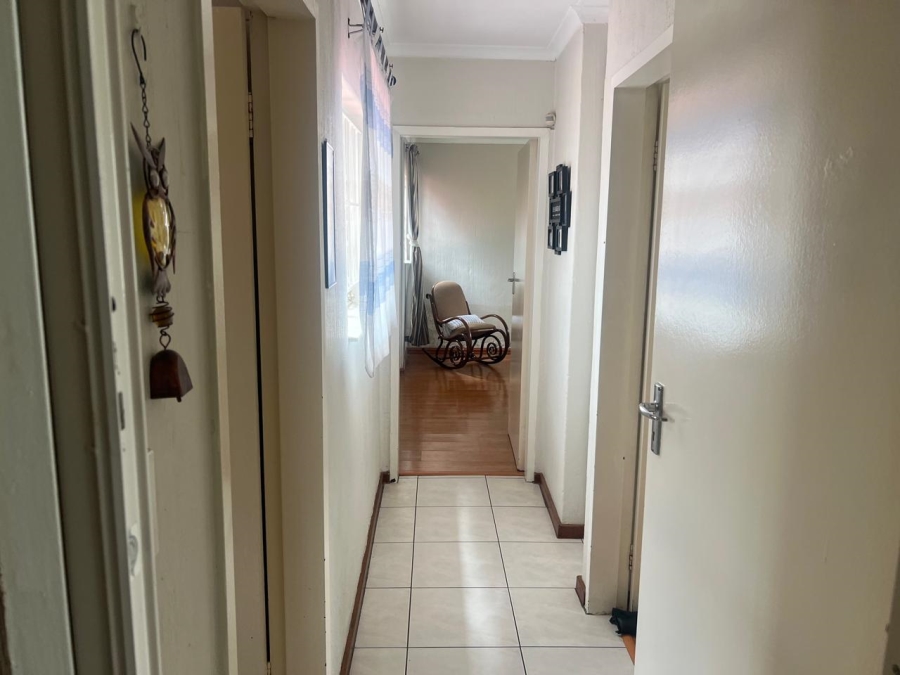 3 Bedroom Property for Sale in Glenanda Gauteng