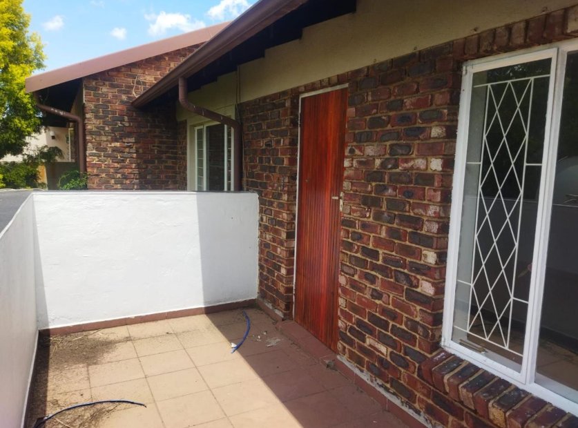 2 Bedroom Property for Sale in Eden Glen Gauteng