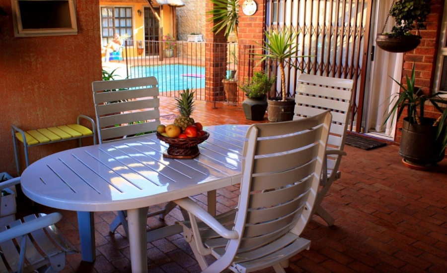 10 Bedroom Property for Sale in Kensington Gauteng