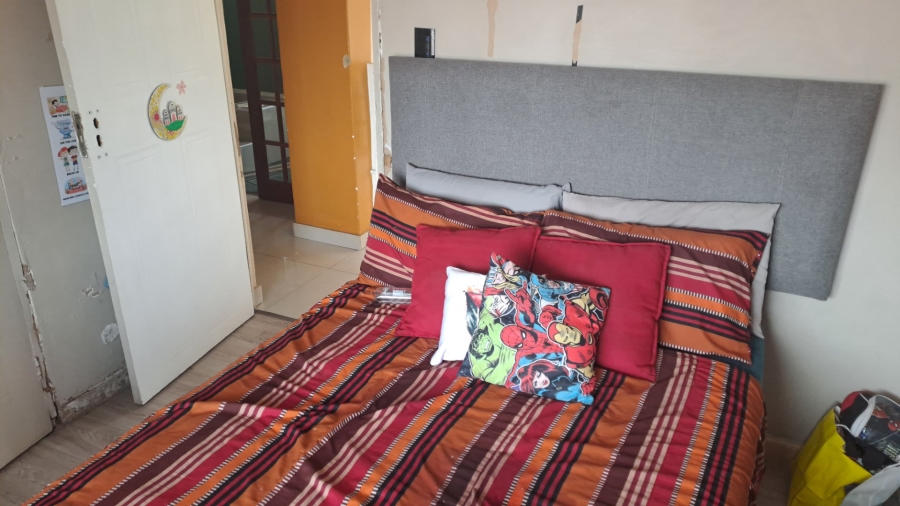  Bedroom Property for Sale in Laudium Gauteng