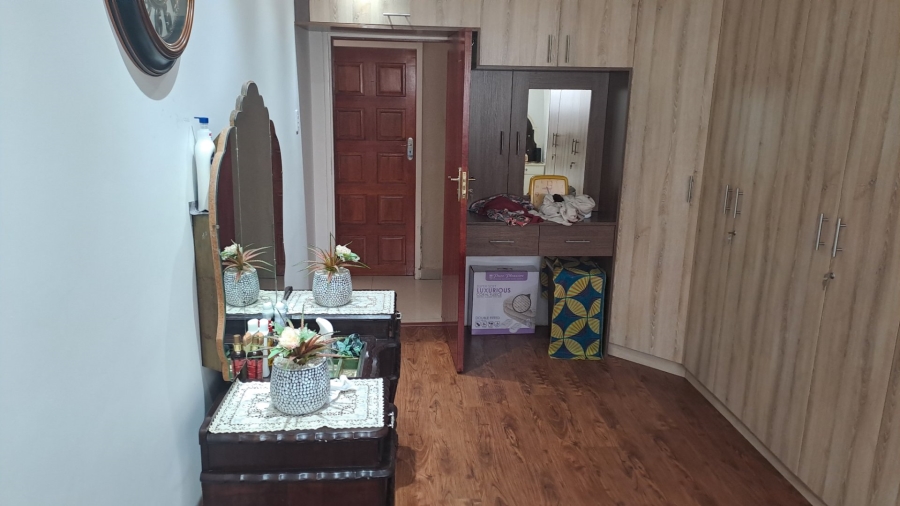  Bedroom Property for Sale in Laudium Gauteng