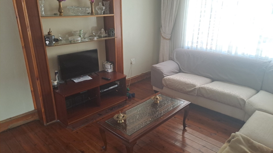  Bedroom Property for Sale in Mayfair Gauteng