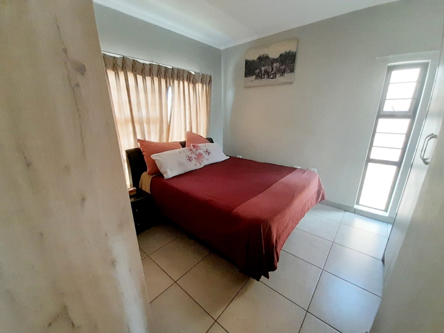 3 Bedroom Property for Sale in Rooihuiskraal North Gauteng