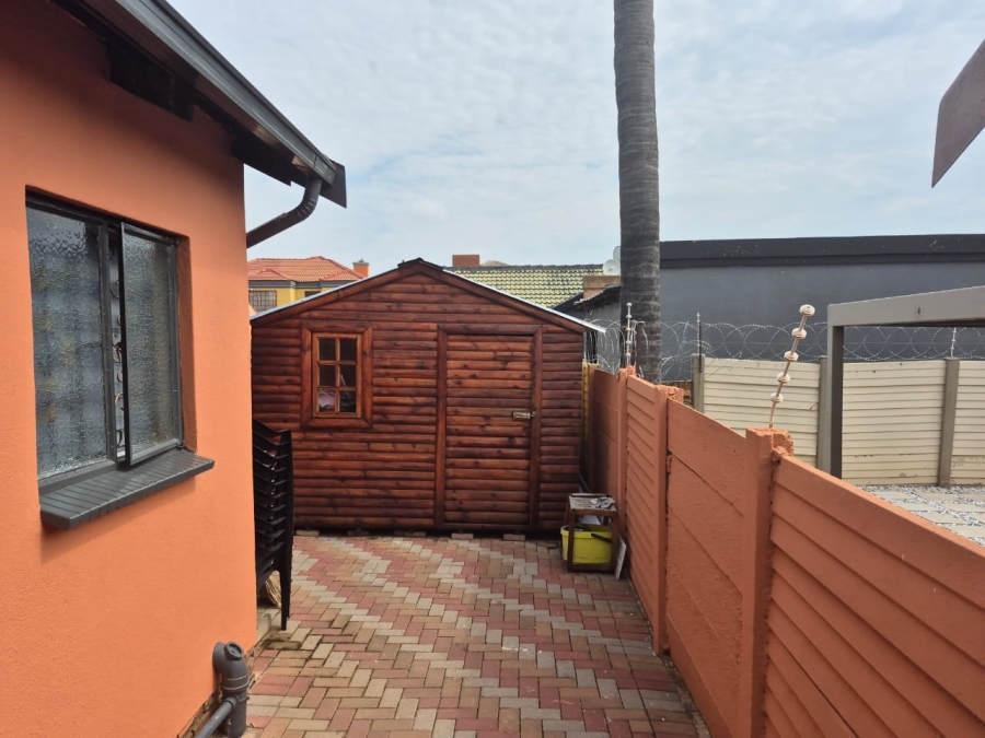 3 Bedroom Property for Sale in Karenpark Gauteng