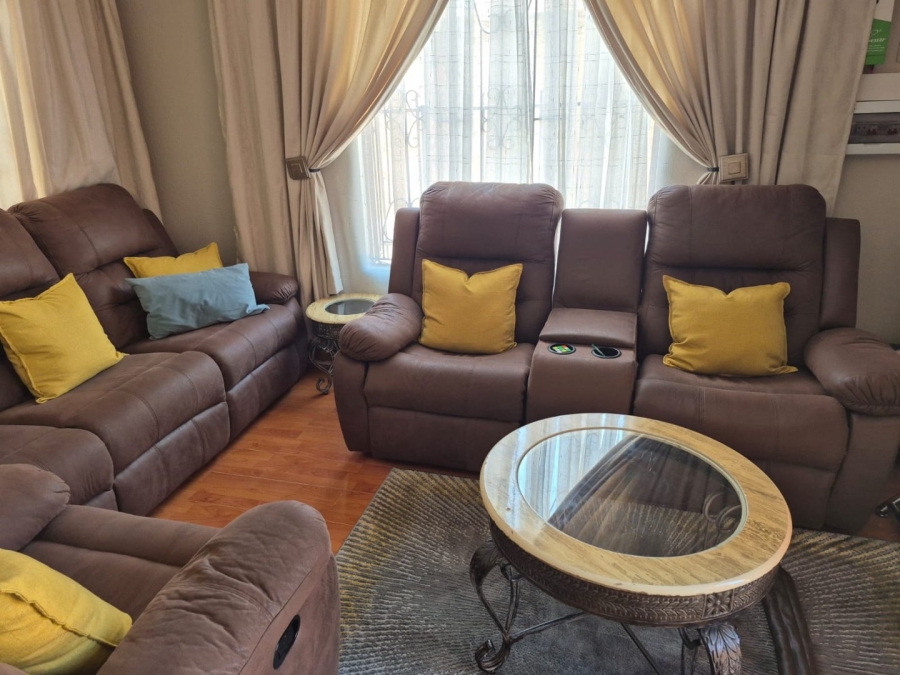 3 Bedroom Property for Sale in Karenpark Gauteng