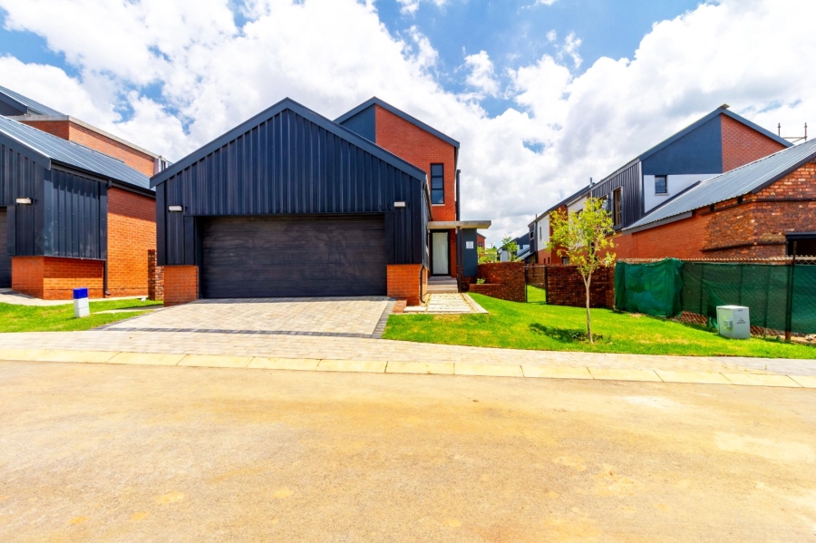 3 Bedroom Property for Sale in North Riding Gauteng