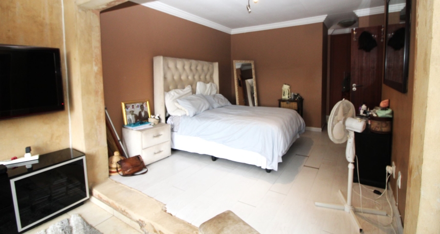 4 Bedroom Property for Sale in Thatchfield Gardens Gauteng