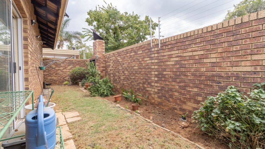 3 Bedroom Property for Sale in New Redruth Gauteng