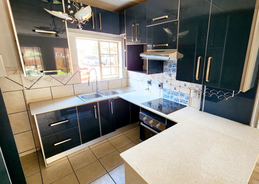 2 Bedroom Property for Sale in Clarina Gauteng