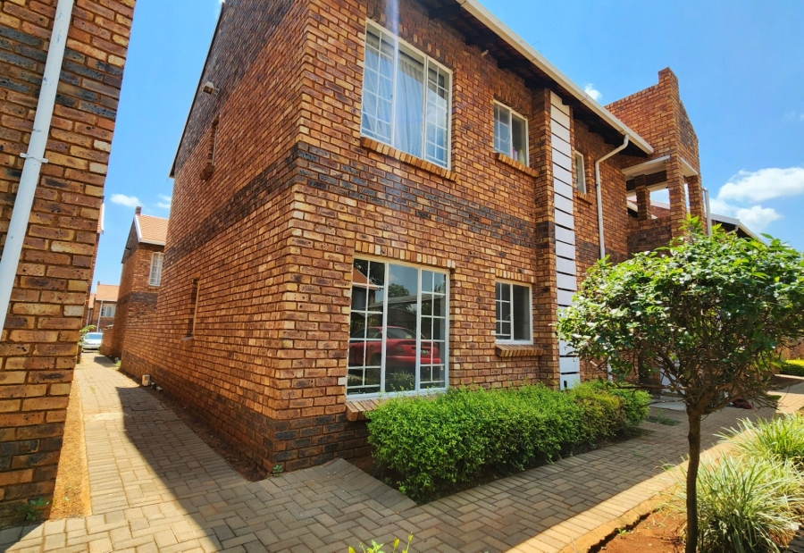 2 Bedroom Property for Sale in Clarina Gauteng