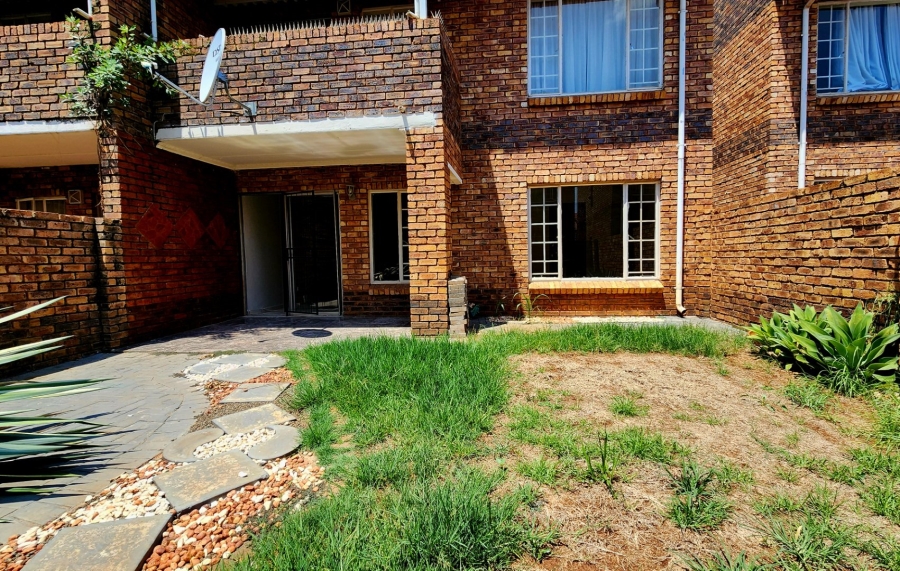 2 Bedroom Property for Sale in Clarina Gauteng