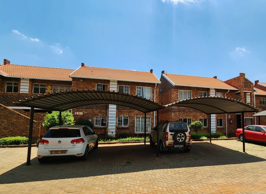 2 Bedroom Property for Sale in Clarina Gauteng