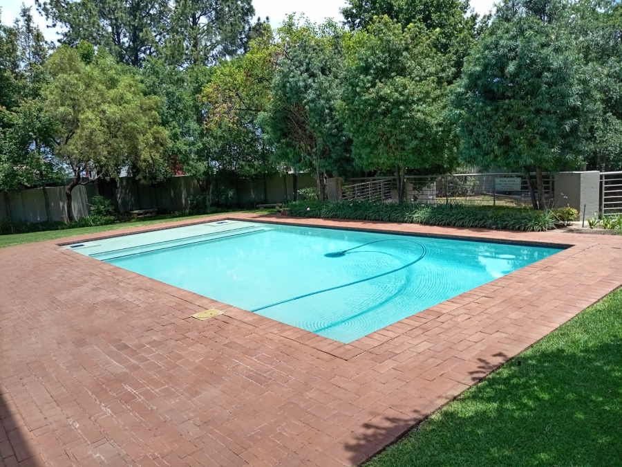 1 Bedroom Property for Sale in Fourways Gauteng